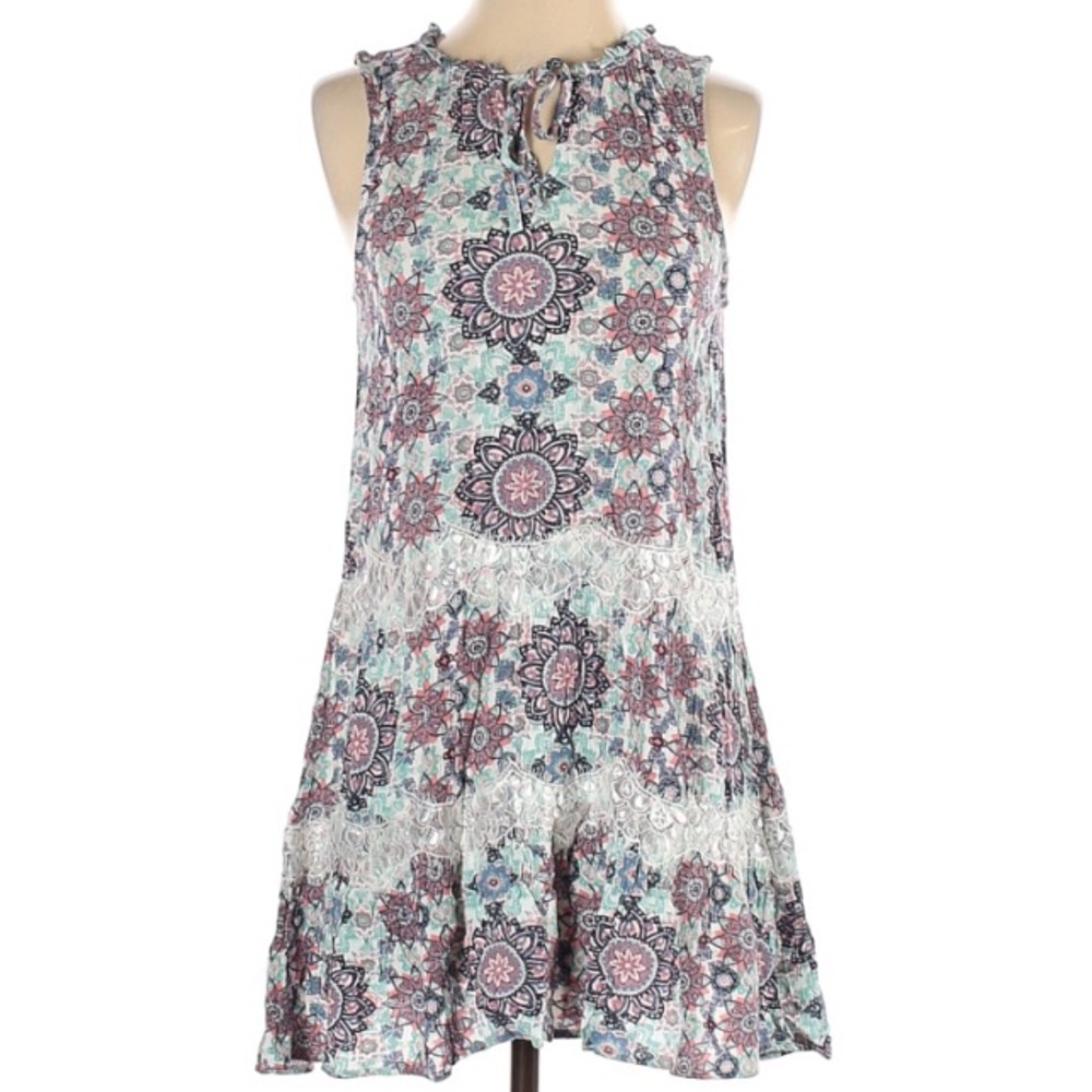 Wallflower floral print sleeveless dress size small